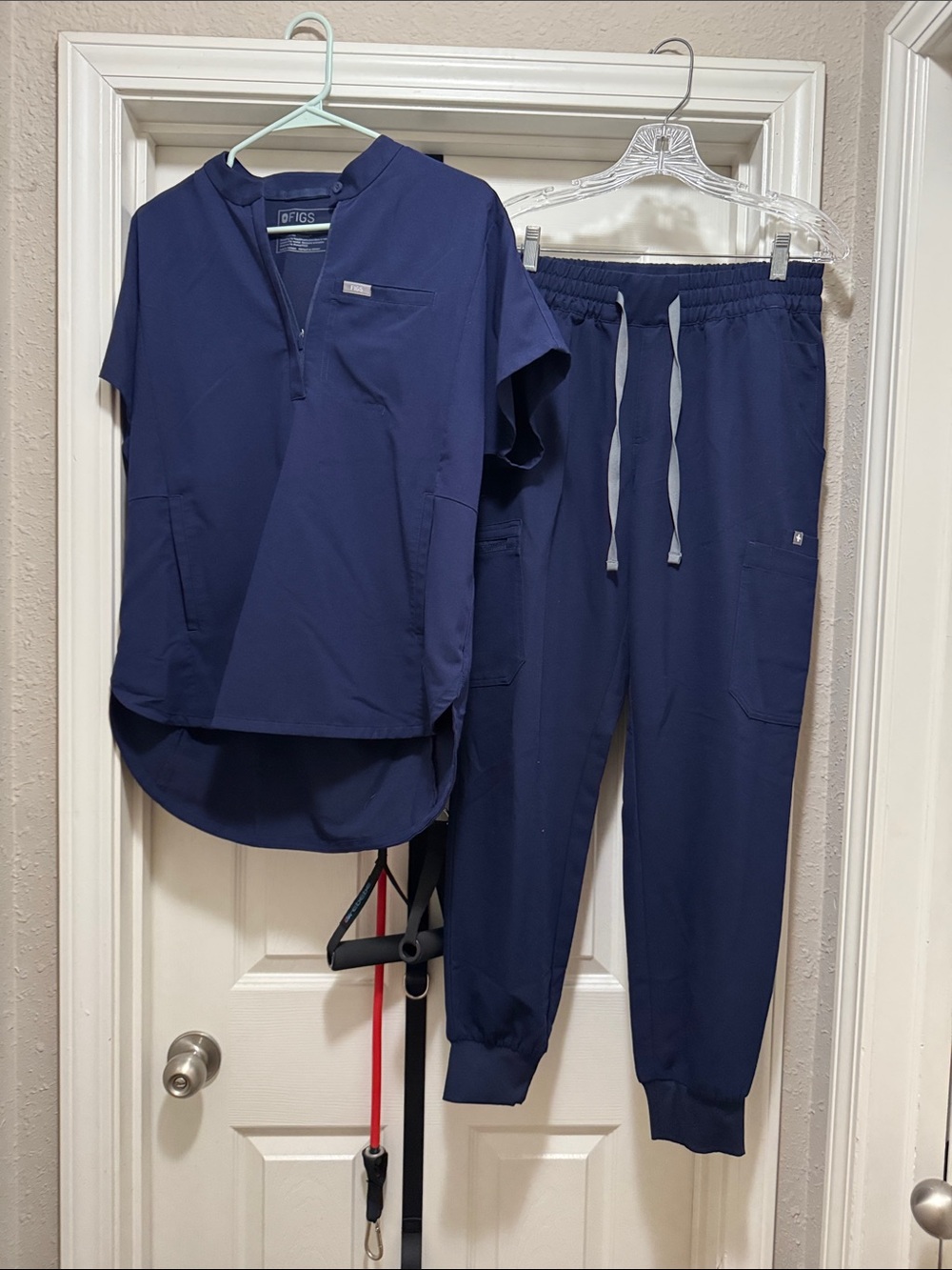 Figs Navy Women's Scrub Top and Jogger Pants Set